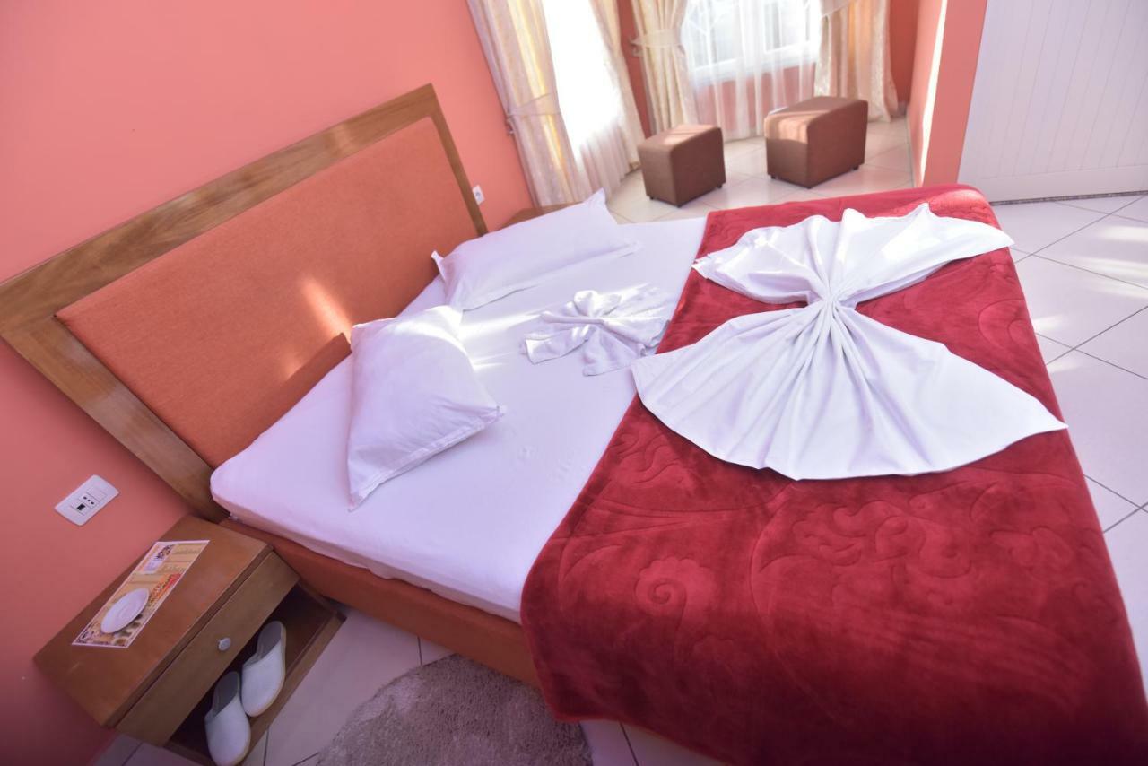 Hotel Emigranti Shkodër Eksteriør billede